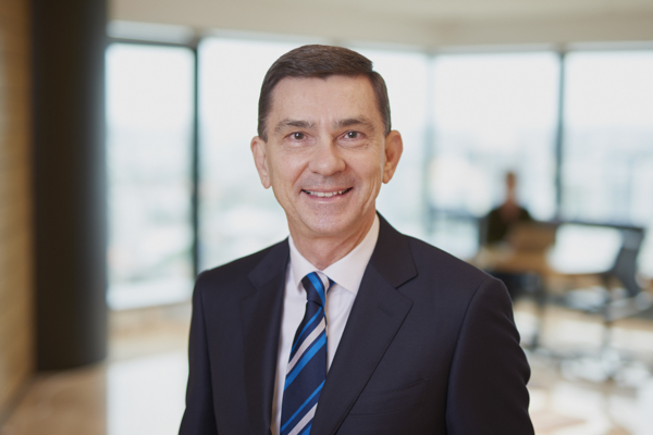 Robin Lyons